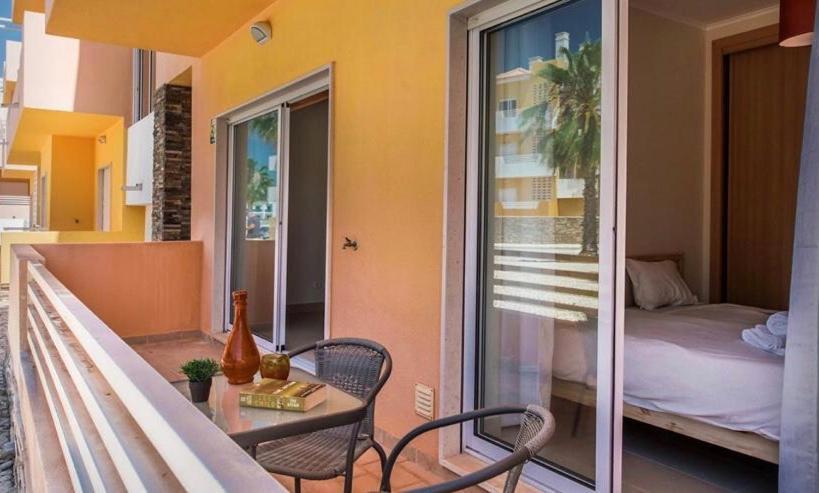 Conceição Apartamento Amarelo מראה חיצוני תמונה